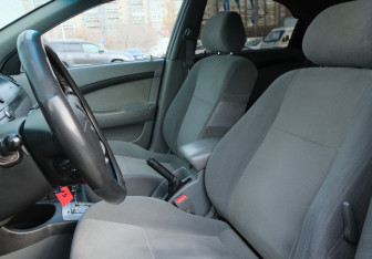 Подержанный автомобиль Chevrolet Lacetti Hatchback 2006 года (17 фото)