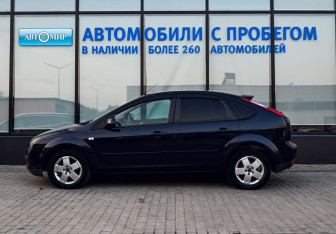 Подержанный автомобиль Ford Focus Hatchback 2006 года (2 фото)
