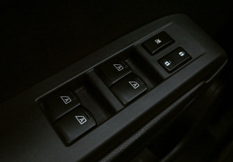 Подержанный автомобиль DongFeng AX7 2018 года (17 фото)