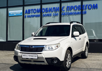 Подержанный автомобиль Subaru Forester Suv 2010 года (1 фото)
