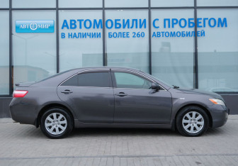 Подержанный автомобиль Toyota Camry Sedan 2007 года (6 фото)