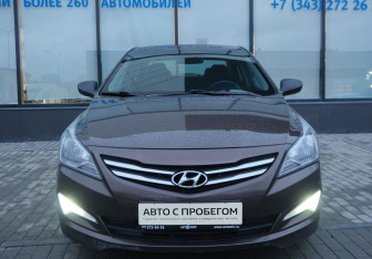 Подержанный автомобиль Hyundai Solaris Sedan 2014 года (8 фото)