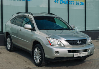 Подержанный автомобиль Lexus RX 2006 года (7 фото)