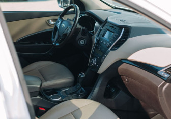 Подержанный автомобиль Hyundai Santa Fe 2013 года (11 фото)