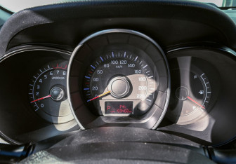 Подержанный автомобиль Kia Rio Sedan 2013 года (11 фото)