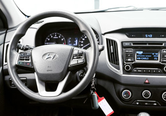 Подержанный автомобиль Hyundai Creta 2016 года (19 фото)