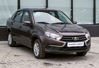 Подержанный автомобиль LADA (ВАЗ) Granta Sedan 2023 года (6 фото)