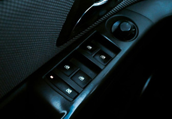 Подержанный автомобиль Chevrolet Cruze Sedan 2009 года (16 фото)