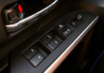 Подержанный автомобиль Suzuki SX4 Hatchback 2014 года (12 фото)