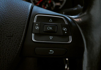 Подержанный автомобиль Volkswagen Tiguan 2011 года (12 фото)