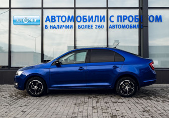 Подержанный автомобиль Skoda Rapid Liftback 2018 года (2 фото)