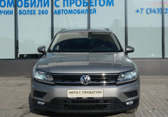 Подержанный автомобиль Volkswagen Tiguan 2020 года (8 фото)