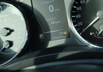 Подержанный автомобиль Nissan Qashqai 2014 года (16 фото)