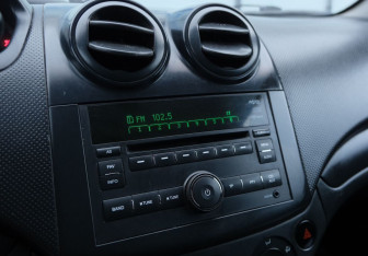 Подержанный автомобиль Chevrolet Aveo Sedan 2008 года (11 фото)