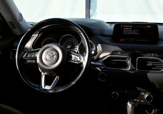 Подержанный автомобиль Mazda CX-5 2018 года (19 фото)