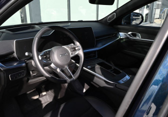 Подержанный автомобиль Haval F7 2025 года (21 фото)