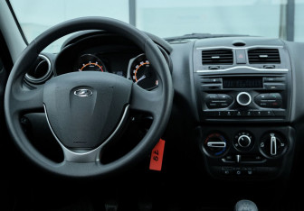 Подержанный автомобиль LADA (ВАЗ) Granta Liftback 2024 года (10 фото)