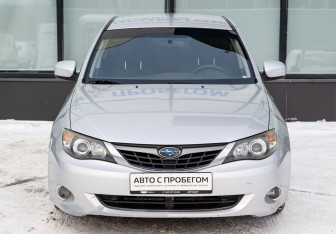 Подержанный автомобиль Subaru Impreza Hatchback 2008 года (8 фото)