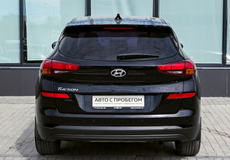 Подержанный автомобиль Hyundai Tucson 2019 года (4 фото)