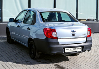 Подержанный автомобиль Datsun on-DO 2017 года (3 фото)