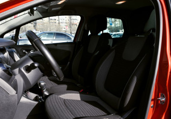 Подержанный автомобиль Renault Kaptur 2018 года (16 фото)