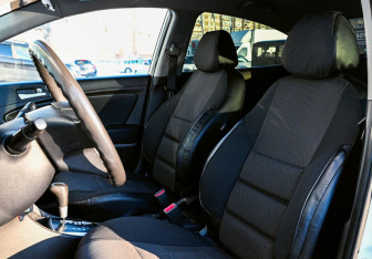 Подержанный автомобиль Hyundai Solaris Sedan 2011 года (15 фото)