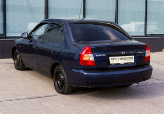 Подержанный автомобиль Hyundai Accent Sedan 2008 года (3 фото)