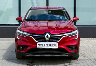 Подержанный автомобиль Renault Arkana 2019 года (8 фото)