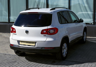 Подержанный автомобиль Volkswagen Tiguan 2010 года (5 фото)
