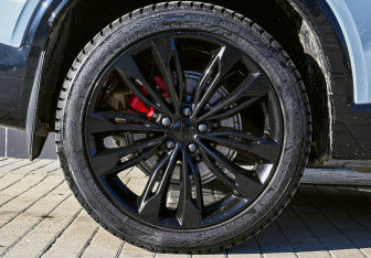 Подержанный автомобиль Geely Tugella 2023 года (22 фото)