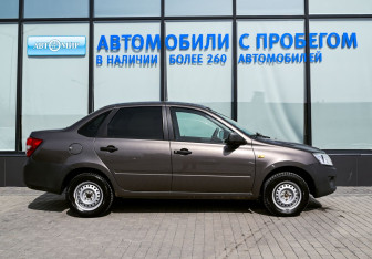 Подержанный автомобиль LADA (ВАЗ) Granta Sedan 2016 года (6 фото)