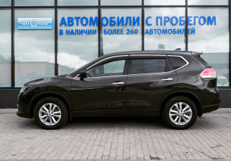 Подержанный автомобиль Nissan X-Trail 2018 года (2 фото)