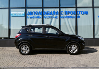 Подержанный автомобиль Changan CS35 2018 года (6 фото)