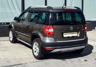 Подержанный автомобиль Skoda Yeti 2010 года (3 фото)