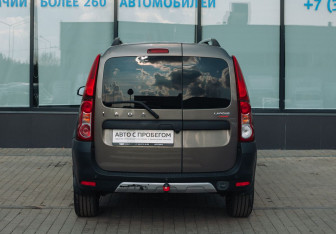 Подержанный автомобиль LADA (ВАЗ) Largus Wagon 2021 года (4 фото)