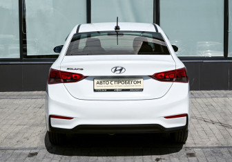 Подержанный автомобиль Hyundai Solaris Sedan 2018 года (4 фото)