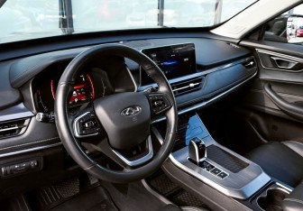 Подержанный автомобиль Chery Tiggo 4 Pro 2023 года (15 фото)