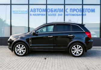 Подержанный автомобиль Opel Antara 2013 года (2 фото)