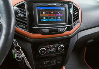 Подержанный автомобиль LADA (ВАЗ) XRAY 2019 года (15 фото)