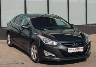 Подержанный автомобиль Hyundai i40 Sedan 2013 года (7 фото)