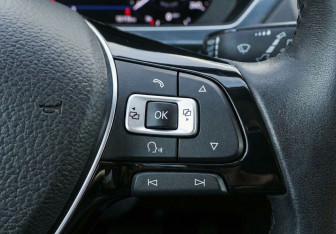 Подержанный автомобиль Volkswagen Tiguan 2018 года (21 фото)