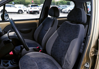 Подержанный автомобиль Daewoo Matiz 2008 года (14 фото)