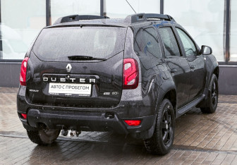 Подержанный автомобиль Renault Duster 2019 года (5 фото)