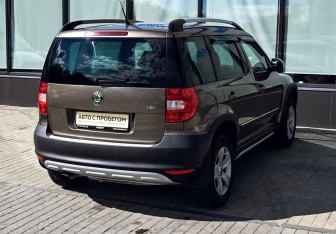 Подержанный автомобиль Skoda Yeti 2010 года (5 фото)