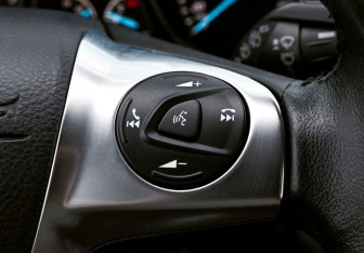 Подержанный автомобиль Ford Kuga 2013 года (13 фото)