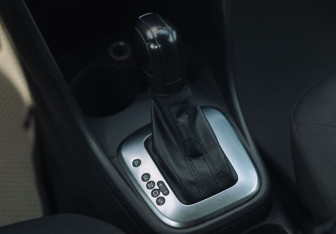 Подержанный автомобиль Volkswagen Polo Sedan 2012 года (12 фото)