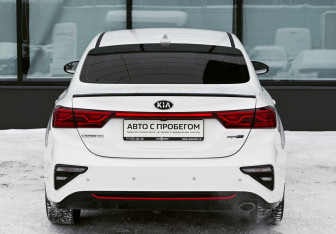 Подержанный автомобиль Kia Cerato Sedan 2021 года (4 фото)