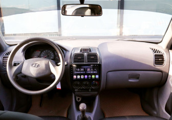 Подержанный автомобиль Hyundai Accent Sedan 2006 года (16 фото)