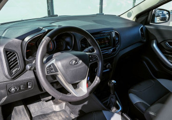 Подержанный автомобиль LADA (ВАЗ) XRAY 2021 года (15 фото)