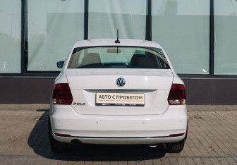 Подержанный автомобиль Volkswagen Polo Sedan 2019 года (4 фото)